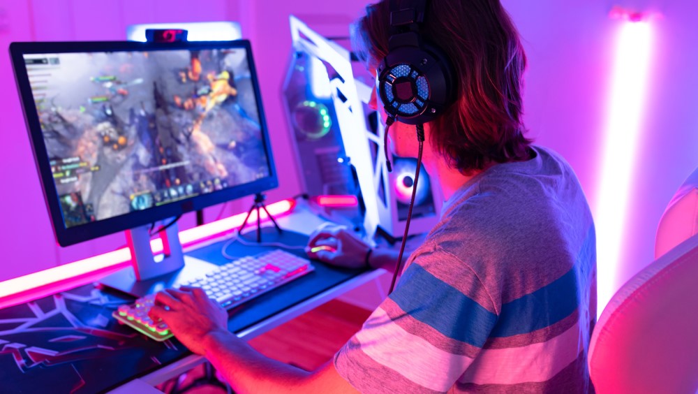 Como o design do headset gamer influencia a experiência de jogo